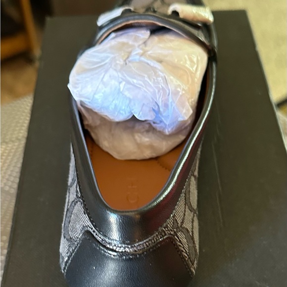 Coach loafers. - Picture 4 of 5